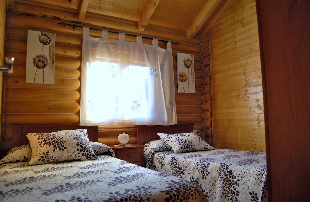 Casas Rurales Villa Pereza Casas De Los Pinos Eksteriør billede